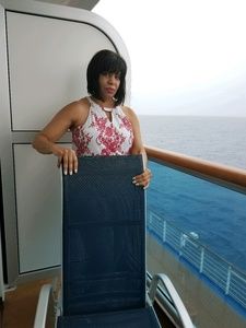 Meet your Posher, Linda